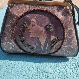 Vintage-Inspired Women's Shoulder Bag with Artistic Design